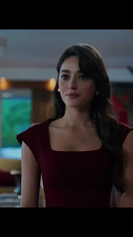 Их взгляды на друг друга: #simaybarlas  #турецкиеакторы #turkey #turkdizi #aynadakiyabanci 