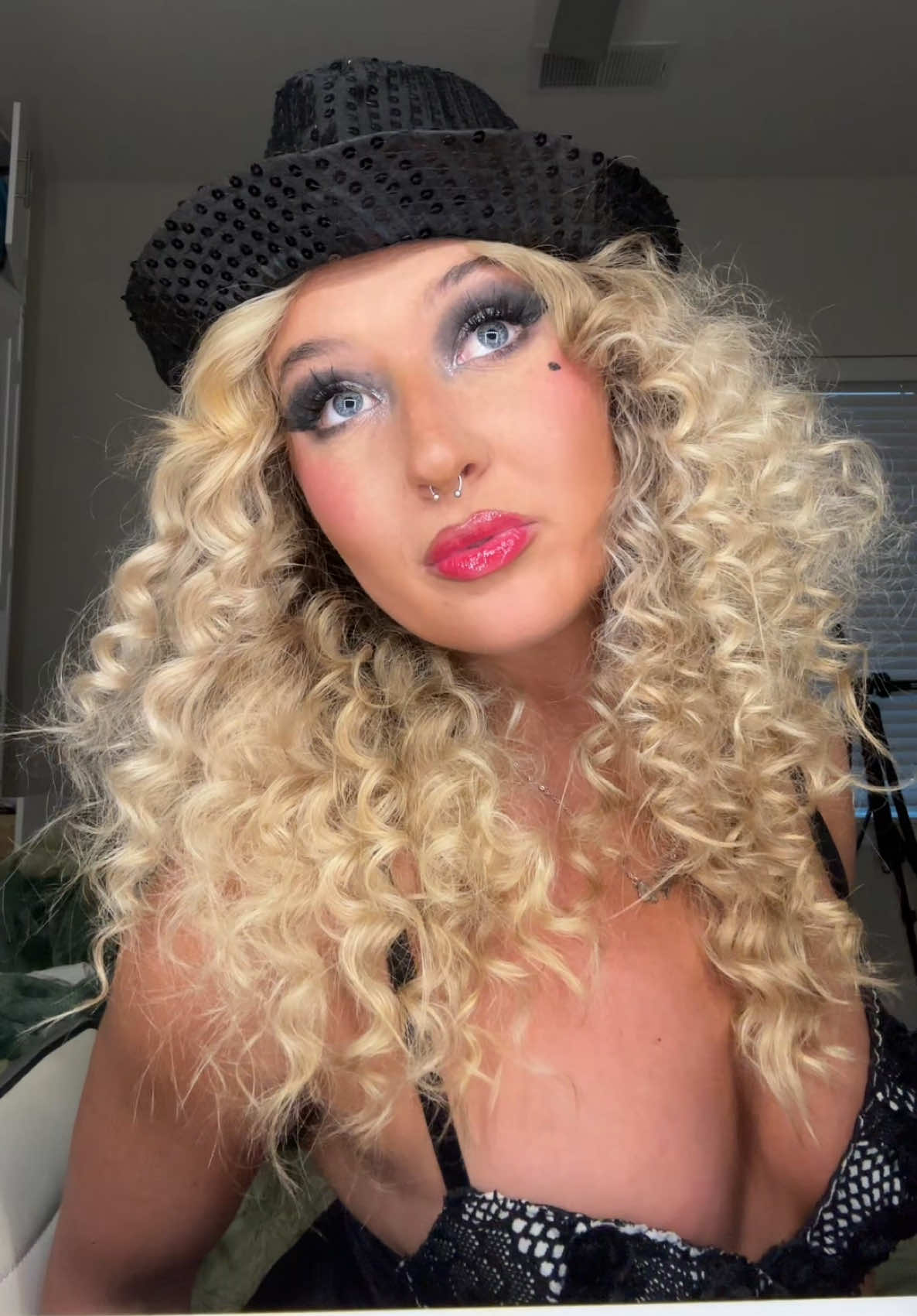 day 2🪩🪩 #halloween #grwm #burlesque #thrift #fyp 