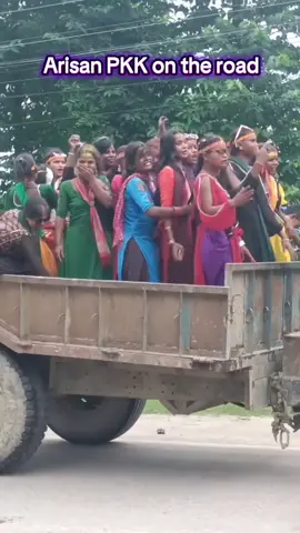 Arisan PKK on the road ibu-ibu prindapan #vrindavan #prindapan #prindavan 