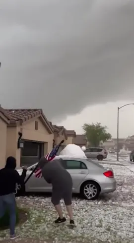 Nature gone wild! Never seen hail this big before — streets are chaos 😱💥 #ExtremeWeather #Hailstorm, #ExtremeWeather, #ClimateShock, #NaturePower, #RealFootage, #ViralVideo, #ApocalypseNow, #StormChasers, #Storm, #Nature, #Climate, #Extreme, #rain, #Apocalypse