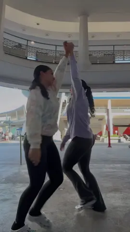 Happiest place on earth with my fave girl🩵