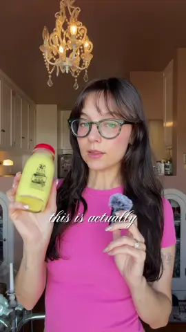 such a good combo #bananamilk #matcha #matchalatte #banana #tastetest @Rosa Brothers Milk Company 