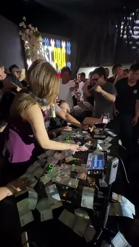 #fyppppppppppppppppppppppp #nathalieholscher14 #nathalieholscher #manado 