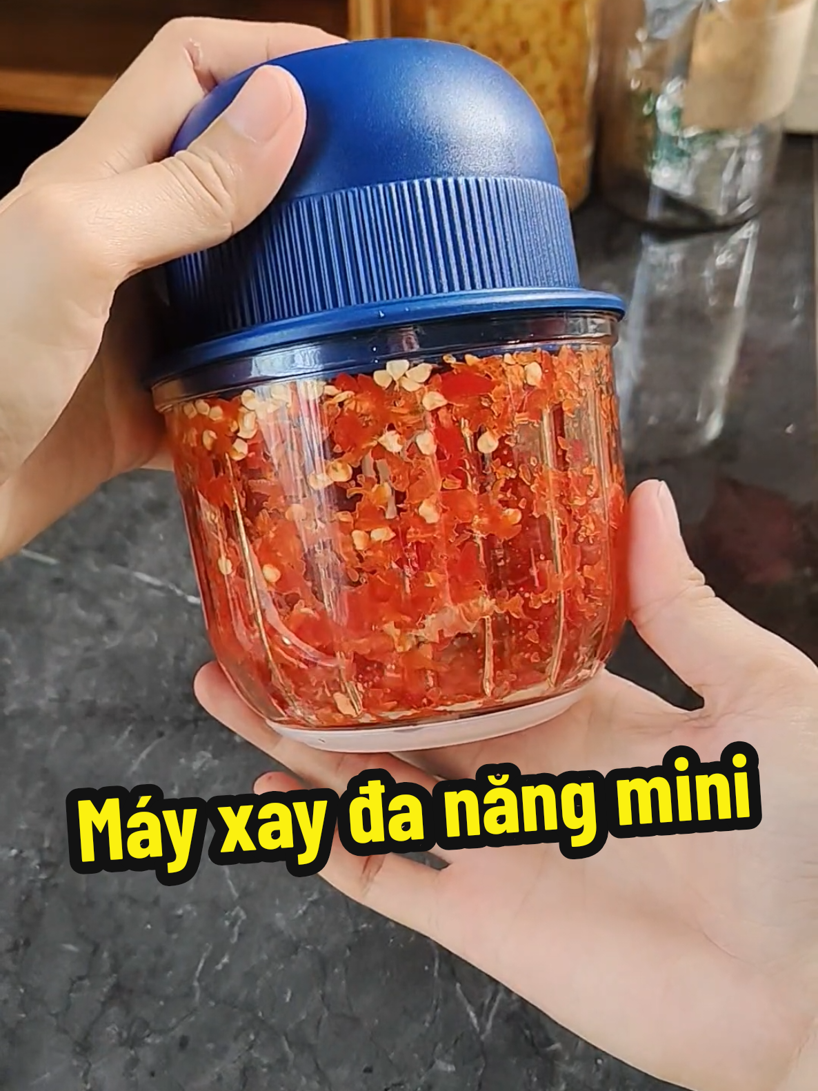 Máy xay đa năng mini,xay tỏi ớt, thịt cá nhanh gọn tiện lợi  #nhikhenhreview #mayxay #mayxaydanang #mayxaymini #mayxaytoiot 
