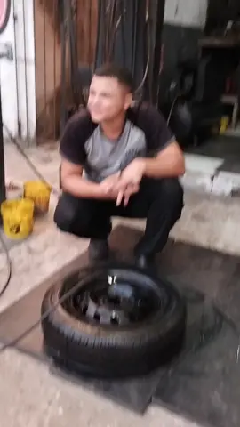 Borracheiro Fabio cara é brabo 🔥#borracharia #borracheiro #boramonetizar #dica #viraliza @Borracharia Parceria @Borracharia Parceria @Borracharia Parceria 