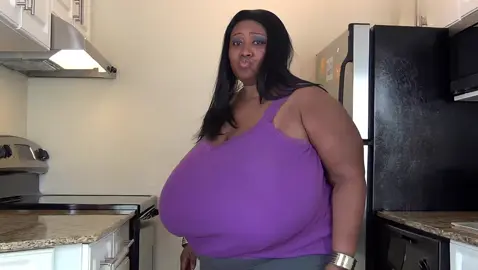 “Brillando con mi vibra morena y una sonrisa que ilumina todo 🤎✨ cada día somos más, gracias por tanto amor 💕🤗” #HugMeFilter #MorenaBella #ConfianzaTotal #BuenaEnergía #ParaTi