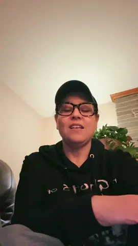 I needed energy that didn’t come with anxiety, jitters, or a crash. This has been the easiest shift — calm focus that lasts all day. Spearmint flavor, on-the-go, sugar-free, and vegan-friendly. If you’re working on honoring your body too, I’ll put the link in the comments 🤍 #cleanenergy #healthierhabits #loveyourbody #mindfulproductivity #nootropics   