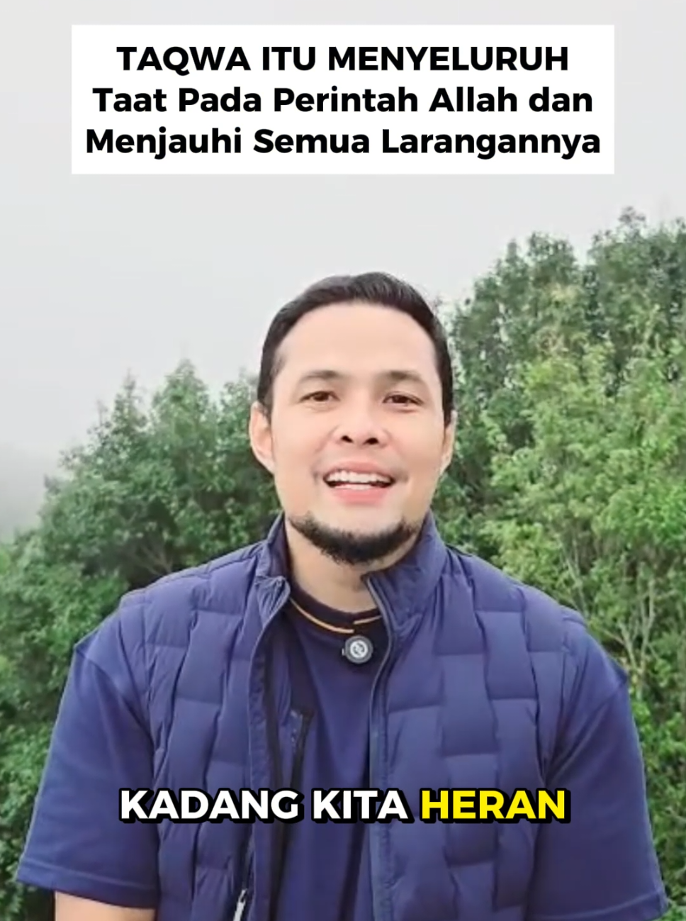 Kadang orang mengira taqwa itu hanya soal pakaian yang panjang, jenggot yang lebat, atau rajin ke masjid. Padahal taqwa itu jauh lebih dalam. Taqwa itu kesadaran penuh bahwa Allah selalu melihat kita. Sehingga kita berhati-hati dalam setiap langkah, dalam ucapan, dalam niat. Taqwa bukan cuma tentang banyaknya ibadah, tapi tentang seberapa jujur kita menjaga diri ketika tak ada yang melihat. Ulama bilang, taqwa itu seperti berjalan di jalan penuh duri — hati-hati agar tak melukai diri sendiri. Dan Allah berjanji, Barang siapa bertaqwa kepada Allah, niscaya Dia akan berikan jalan keluar dan rezeki dari arah yang tak disangka-sangka.” (QS. At-Talaq: 2–3) Taqwa bukan tentang seberapa baik kita dilihat manusia, tapi seberapa takut kita melukai pandangan Allah.