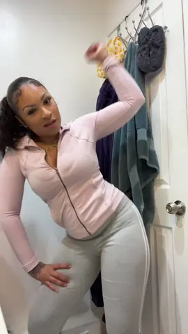 When they think you’re flirting but you're just a nice person 