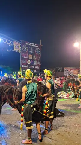 lestari nya pbb yg maknyusss bgt #jathilanputrobarongbudoyo #putrobarongbudoyo🐴 #putrobarongbudoyo #sekarnaron #jathilanjogja 