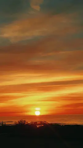 God is SO good #soinlove #skytok #sunset #beach #goldenbrown 