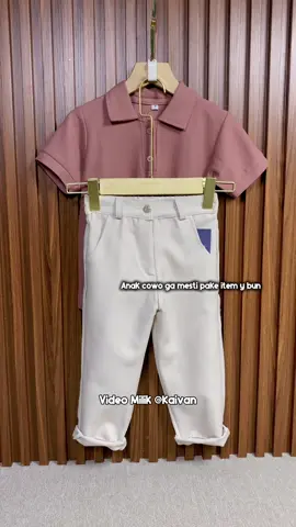 Gak mesti item, anak cowok pakein warna dusty rose udah ganteng pol #outfitlebaran #bajulebaran #ootdanak #outfitanak #outfitideas 