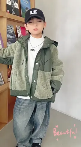 Áo khoác lông ấm áp mềm mại dễ chịu hàng QC cho bé gió lạnh về#thờitrang #ấm_áp #qc 