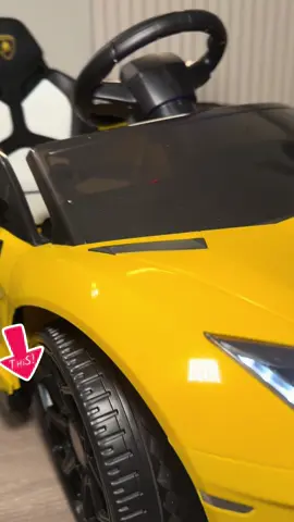 Carro de la marca Lamborghini a baterías para niños con descuentos que terminan hoy! #toptoygift #creativekidstoys #kidsgolfcart #toysforadultsandkids #toysandplay 