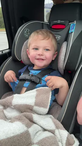 When you have an obsession with @Starbucks cake pops 🫢😂 #starbucks #family #funny #toddlersoftiktok #boymom 