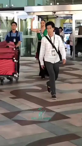 She just arrived in Thailand!!!🤩 New crown na naman ba? #fyp #missuniverse2018  #catriona 