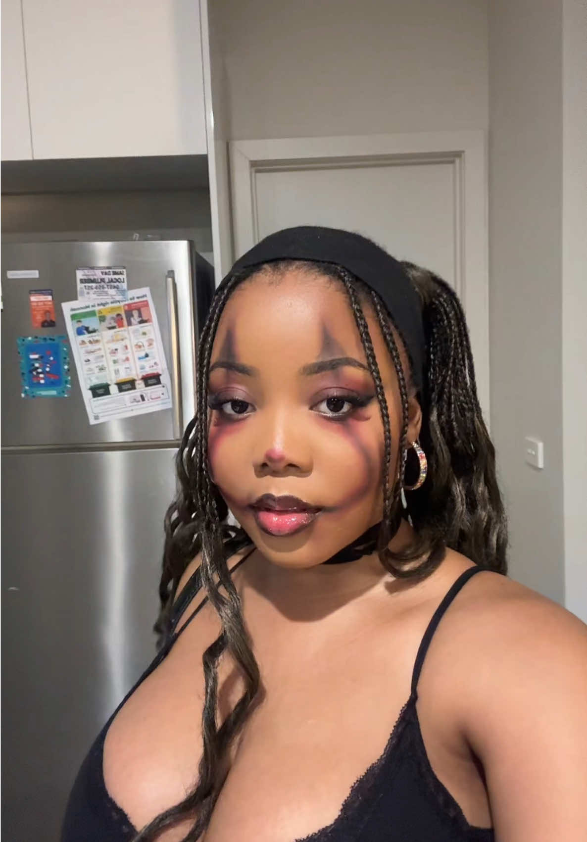 “I’M THE ONE THEY SHOULD BE SCARED OF. NOT YOU, NOT MR. J. BECAUSE I’M HARLEY FREAKIN’ QUINN.” #motswanainmelbourne #gothicstyle #clownmakeup #halloween #flawlessmakeup 