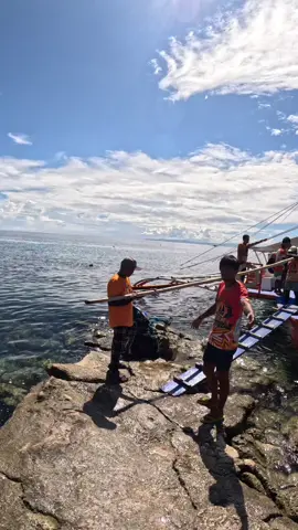 #boat #filipina #jungle 