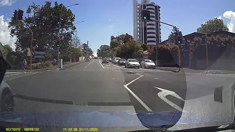 Lamborghini crash on Remuera Road. #lamborghini #auckland #carcrash #accident #speed 