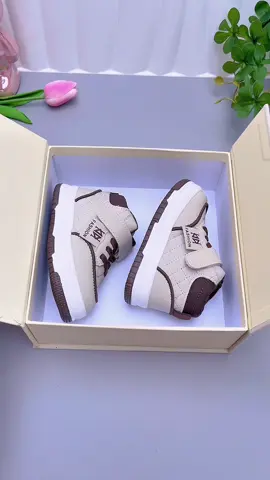 Giày Thể Thao (TRÁM) FASHION #giaythethao #giaytreem #giaybetrai #giaybegai 