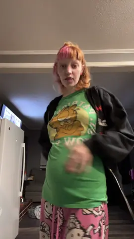 19 week bump date #pregnant #fyp #19weekspregnant #pregnancy #alt 