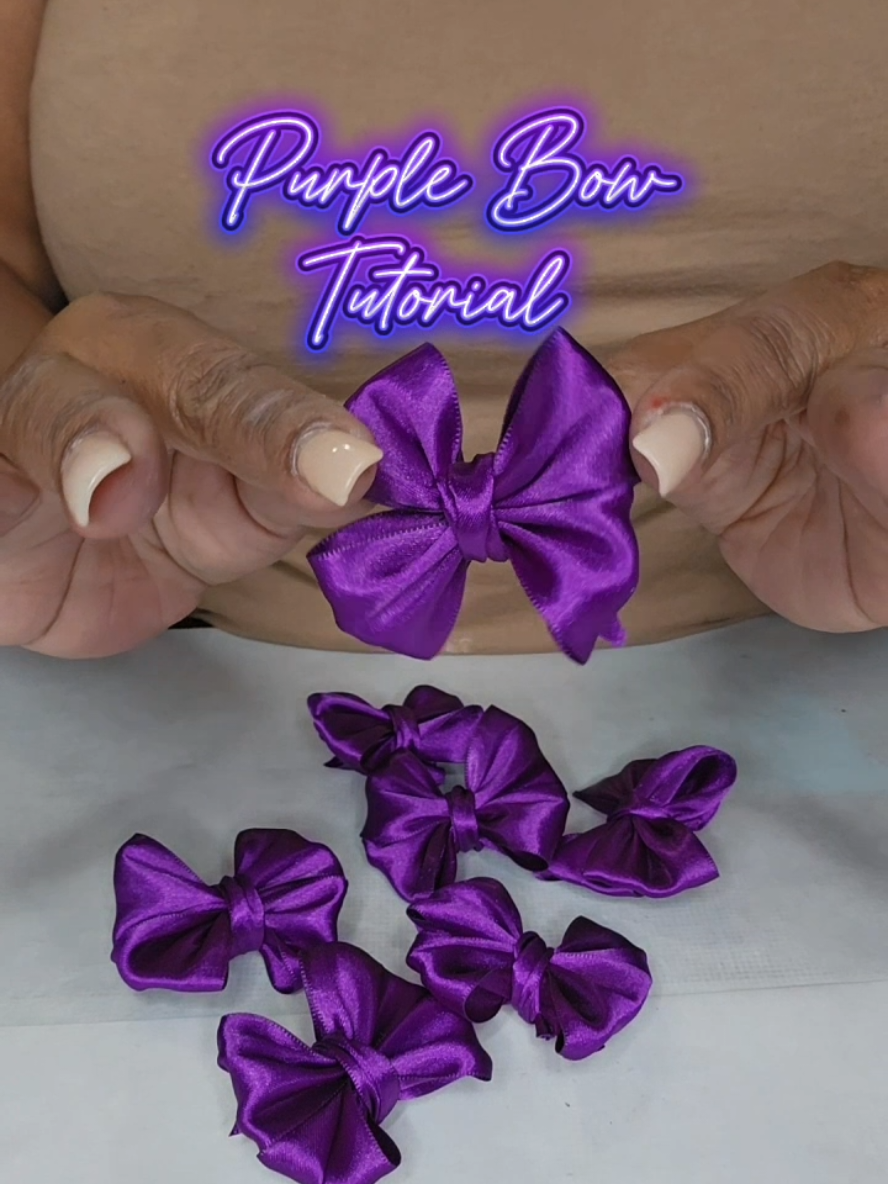There are so many ways to make bows, but this method is the one that finally clicked for me! I watched another creator’s video several times until I got it just right..... and trust me, if I can do it, you can too! Look & Learn..stop the video down if needed. Cut your ribbon about 16–18 inches long using 1½ to 2-inch ribbon, and follow along, you’ll have a perfect bow in no time!  #tutorial #candyapples #howtomakeabow #simplethings 