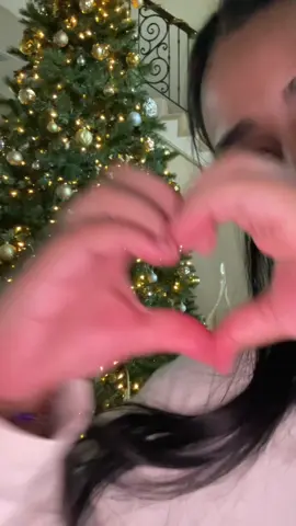 the cutest little christmas tree 🎄 #christmastree #christmasdecor #holidayseason #fypシ゚viral #fyp 