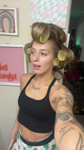 It’s ok I’m ok 💋  #aries #lgbtq #halloween #tatemcrae 