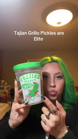 #thefemalelexluther #funsnackideas #girllospickles #tajian @Grillo's Pickles 