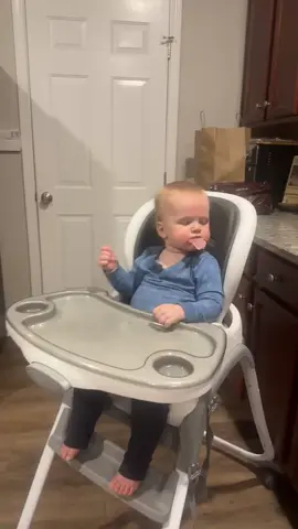 OUT #toddlerthings #sleepy #toddlersoftiktok #toddlertok 