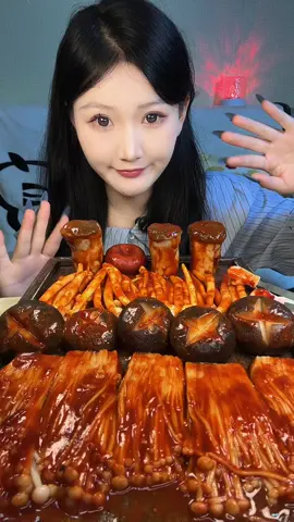 Good food, good vibes, and endless cravings 😋✨ Watch till the end and tell me your favorite part! 💬   #food #tasty #fyp #eating #yummy 