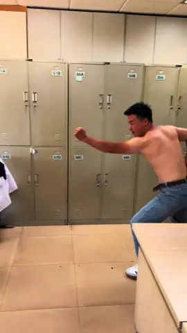 Bajiquan八极拳Eight Extremes Boxing 功夫kongfu#bajiquan #八极拳#八极拳游侠 #铁山靠#顶心肘 #八极崩 #kongfu #kongfuranger#chinesekongfuBajiquan #eightextremeboxing#Brucelee#boxing #功夫 