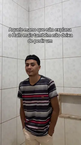 cara vem disfarçando