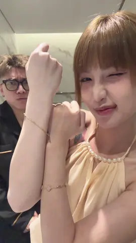 Nhờ có tí😶#kemduongbody #bodylovecream