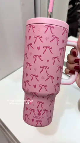 Novidade @MEOKY Loja o copo queridinho de laços em nova cor 🤍🎀 #meoky 