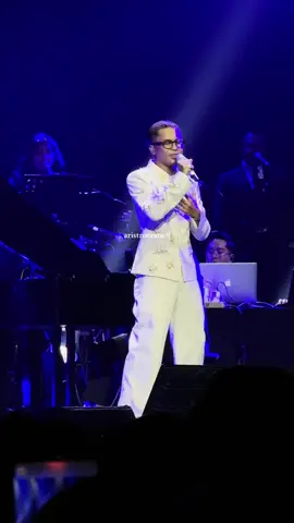 Terus Bersinar by @Hafizsuip ✨ #disebalikakuhafizsuip #hafizsuip #konserthafiz #liveconcert #disebalikaku 