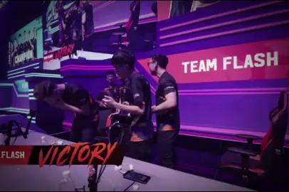 chiều nay chúng ta cũng làm như vậy nhé những tia chớp cam ⚡️❤️‍🔥chúc chúng ta thành công mĩ mãn 💕#FPTxFlash #đtdv2025 #lienquanmobile #chopcon #flash 