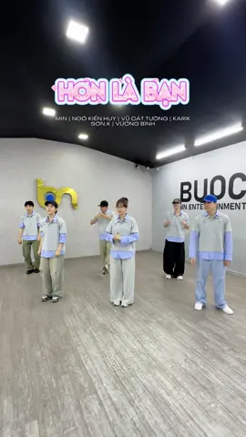 Team Cherry gửi cả nhà “đề cương ôn tập” Hơn Là Bạn 📝  Ai thuộc bài rồi thì nhảy cùng tụi mình nhá!! #VUONGBINH #AnhTraiSayHi2025 #ATSH #ST319