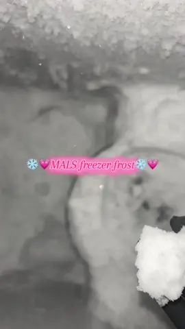 Part three trying to finish my frost❄️😍 #freezerfrost 