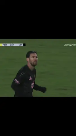 بيلعب لوحده والله يا جدعان✨️ #messi #intermiami #leomessi #goat #barcelona 