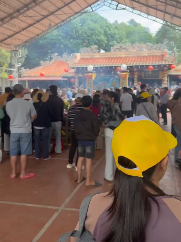 Khung cảnh Dinh Thầy Thím mùa lễ hội #dinhthaythim #lehoi #lagi #dulich #travel 