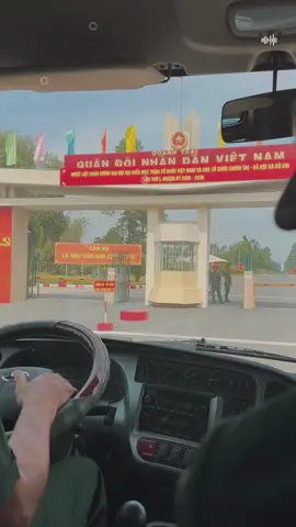 Kỷ niệm có dịo tới thăm Sư đoàn Đồng Dù. Đẹp, chính quy quá! #quandoinhandanvietnam 