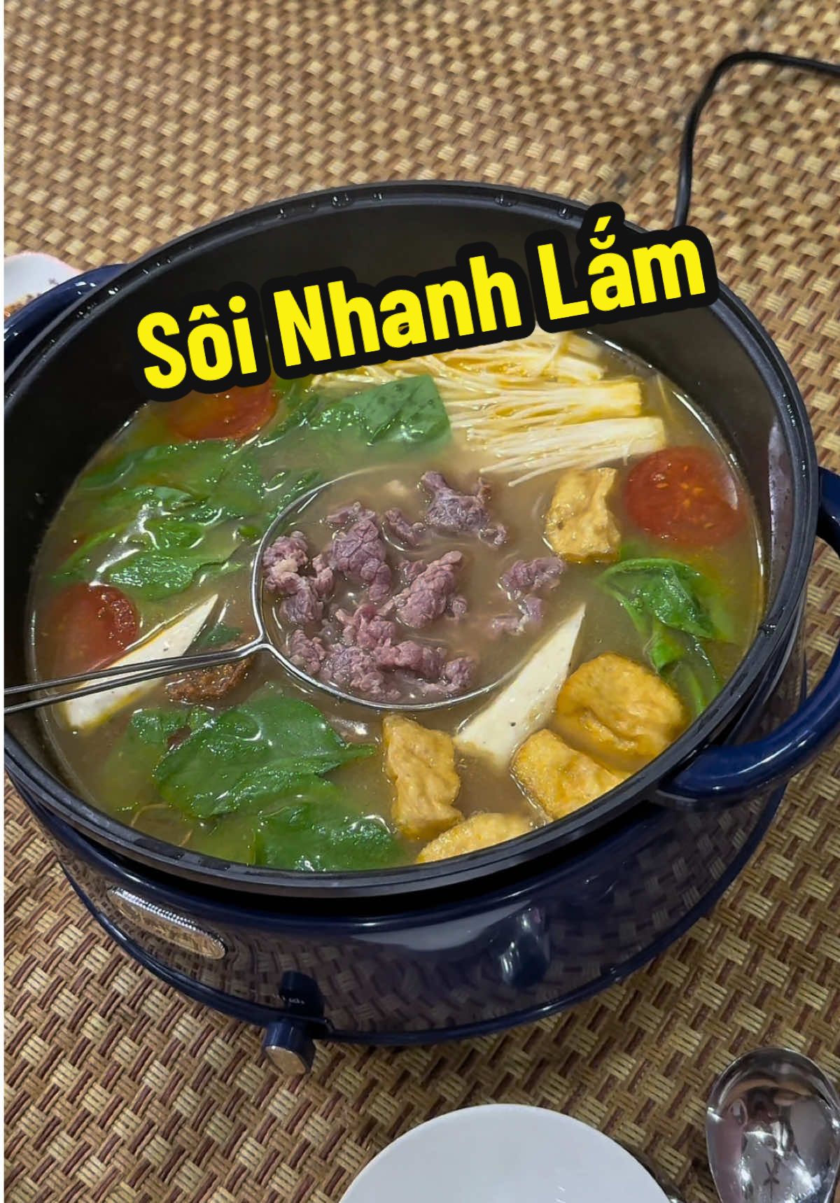 Nồi Lẩu Điện 4.5L Elmich CS1800w #giadung #donhabep #elmich #noilaudien #noilaudienchongdinh 