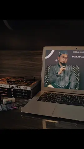 kenapa harus berjilbab?  #kajianislam #dakwahislam #Ahlussunahwaljamaah #asyairah #🕊️bintuhabsyi_ 