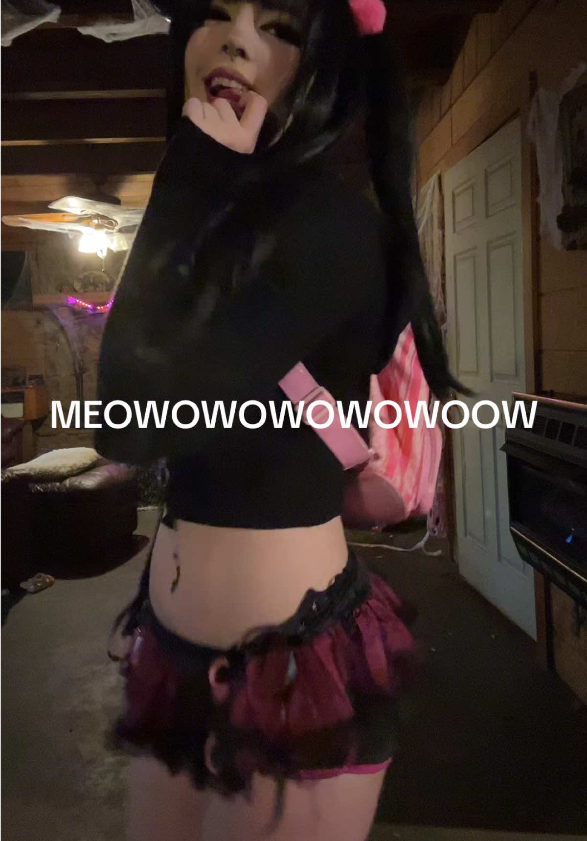 I just had a party house gross and disgusting 😔