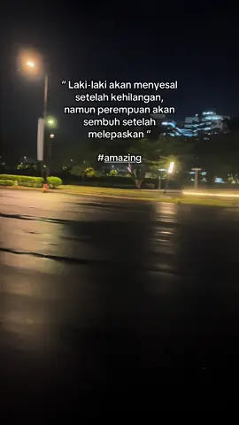 You were given a sincere woman who accepted you for who you are, but you chose a woman who is demanding and demanding. A woman who is ungrateful for having you, good luck sayang [ mamam tuh wanita pilihanmu ]