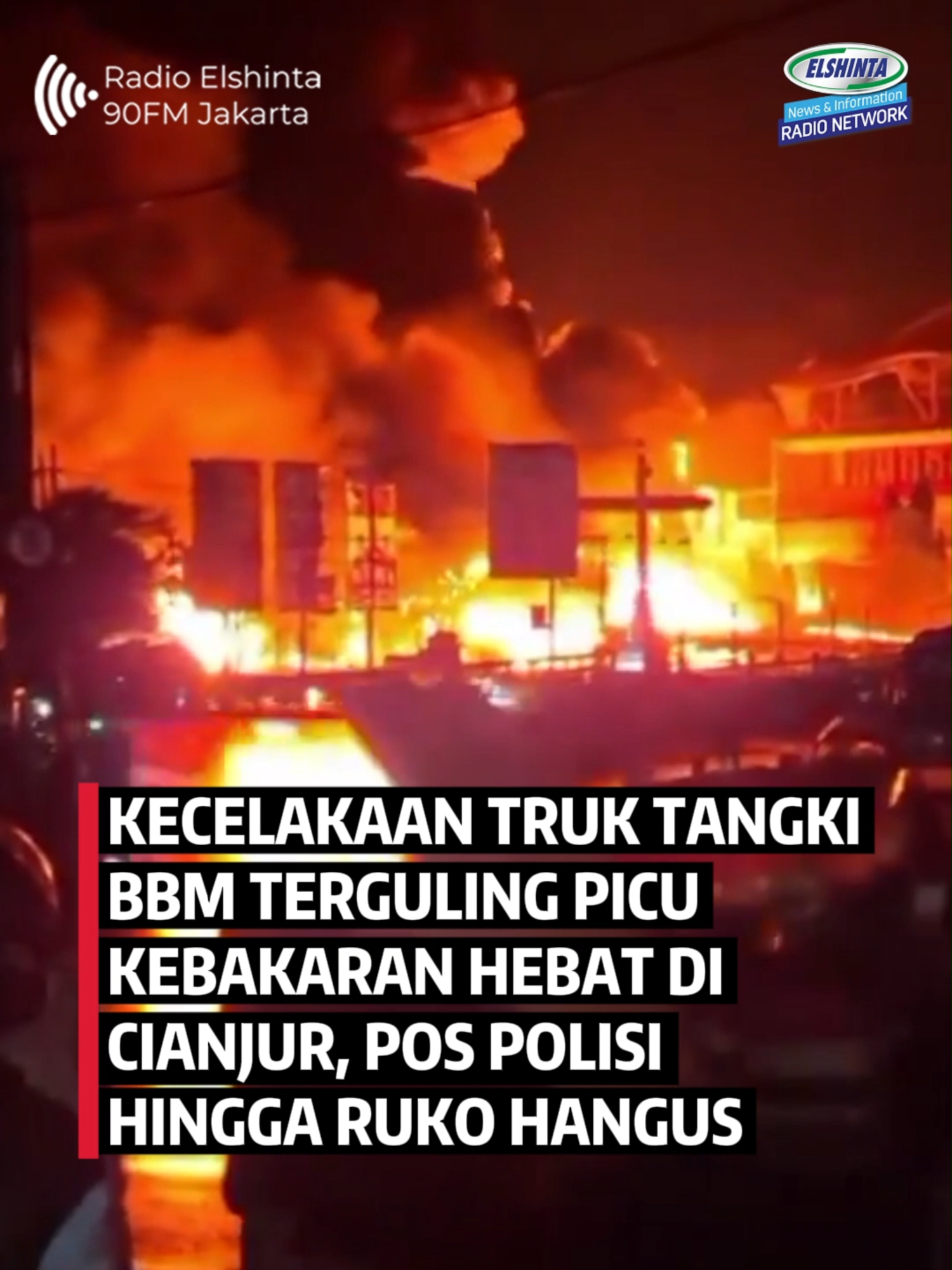 Sebuah truk tangki pengangkut bahan bakar minyak (BBM) terguling dan memicu kebakaran hebat di Jalan Perintis Kemerdekaan, Kabupaten Cianjur, Sabtu (1/11) malam. Kanit Gakkum Satlantas Polres Cianjur Ipda Ika Cakra mengatakan truk tangki awalnya melaju dari arah Bandung menuju Sukabumi. Namun saat melintasi Jalan Perintis Kemerdekaan, truk tersebut oleng dan menabrak tiang listrik. Sesaat setelah truk terguling, api pun muncul dari bagian belakang truk. 