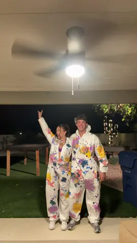 HALLOWEENIE #10thingsihataboutyou #couplescostume #halloween @kien vu 