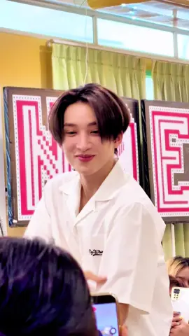 แฟนคลับถามว่า โนอึลรีดเสื้อรึยัง? ละดู้วววความซนของโนอึลลล หมั่นเขี้ยวหนะ #noeullee_ #3rdMagentaAnniversary #noeulnuttarat #magentaboy 