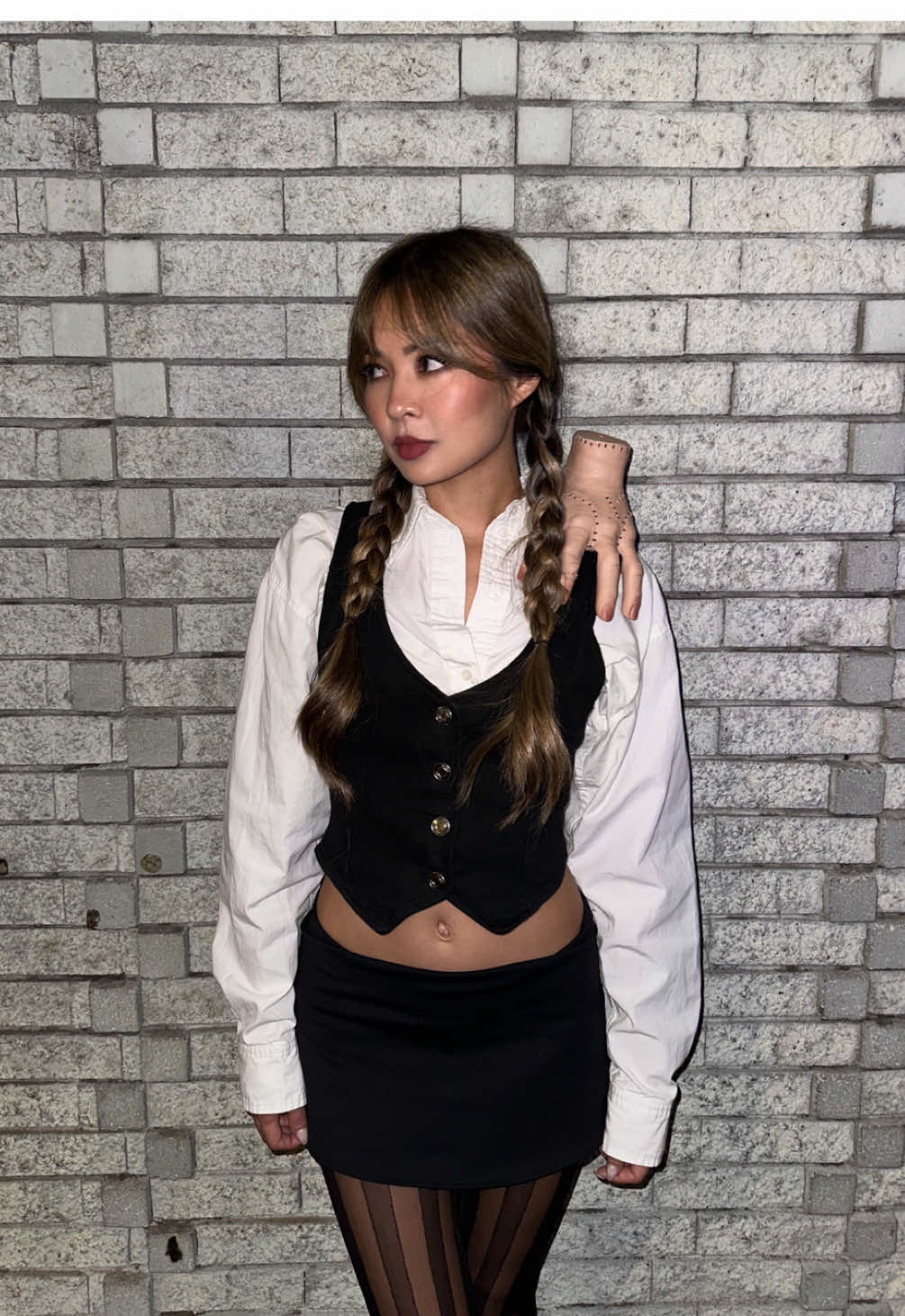 Halloween in Waikiki #wednesdayaddams #halloweencostume #halloweenmakeup #hawaii #oahu 